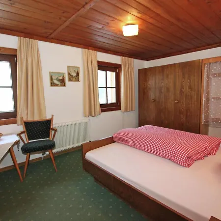Chalet Cozy Chalet In Tyrol Near Area