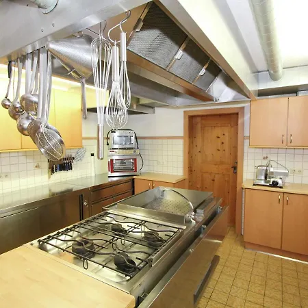 Cozy Chalet In Tyrol Near Area * Mayrhofen
