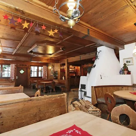 Cozy Chalet In Tyrol Near Area Chalet